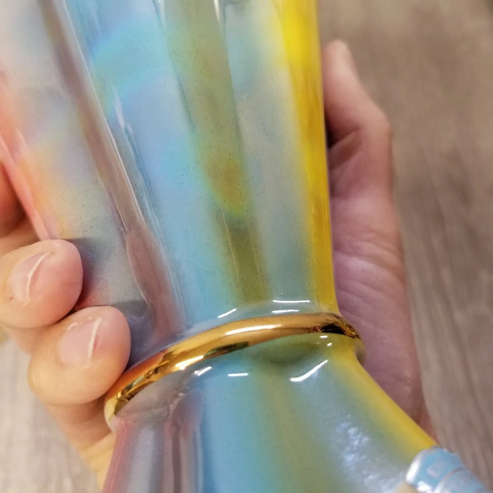🎉HP🎉Stunning Italian rainbow luster glaze vase🌟 - Picture 8 of 16